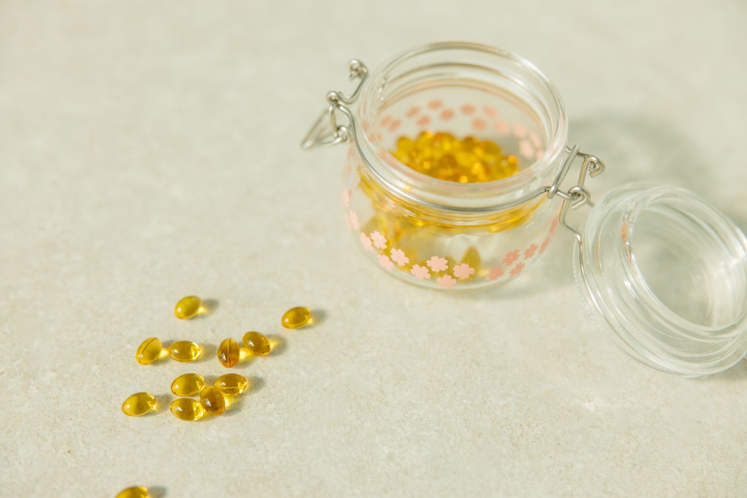 Znaczenie kwasów omega-3 dla serca — Weryfikacja jakości preparatów i unikalne kody czystości